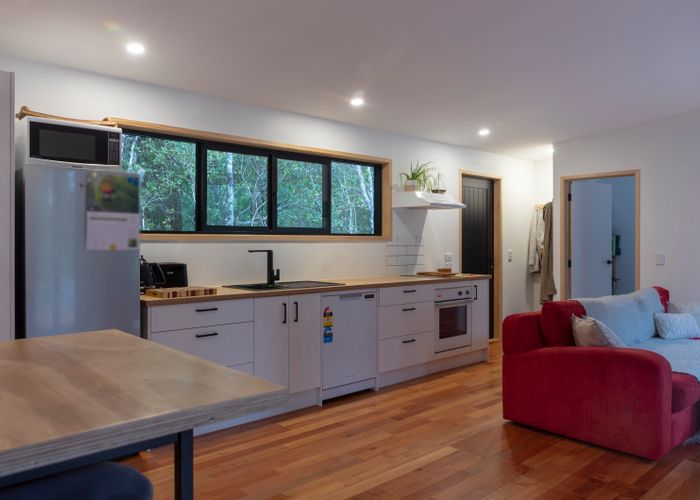  at 1 Jackson Place, Hokitika