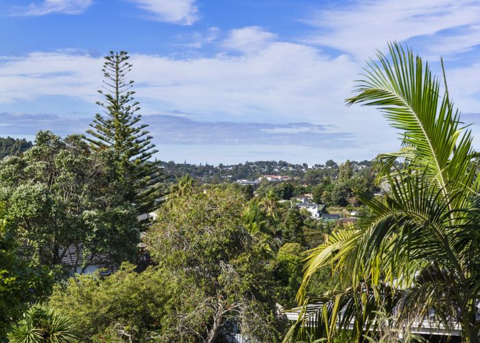  at 19 Japonica Drive, Beach Haven, Auckland