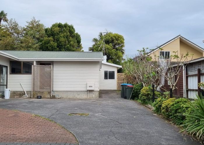  at 2/1569 Great North Road , Waterview, Auckland City, Auckland