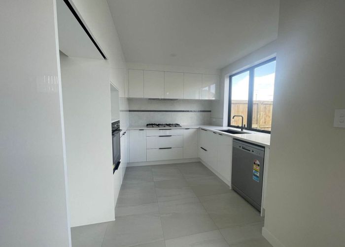  at 18 Karikari Crescent, Takanini, Papakura, Auckland