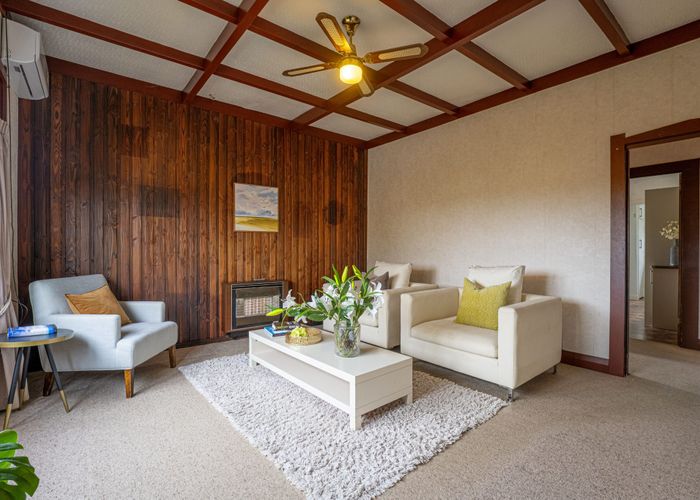  at 3 Carrie Street, Sandringham, Auckland