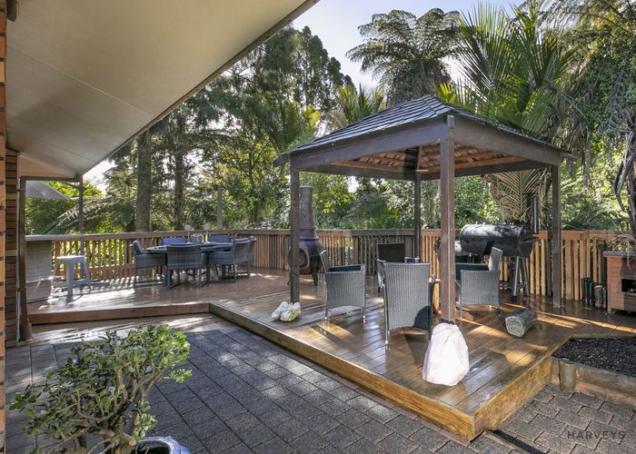 at 219 Shaw Road, Titirangi, Auckland