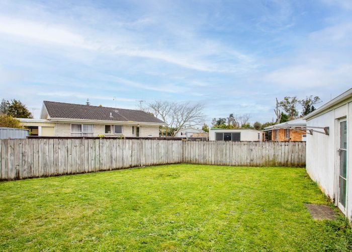  at 15 Dermont Street, Bader, Hamilton, Waikato