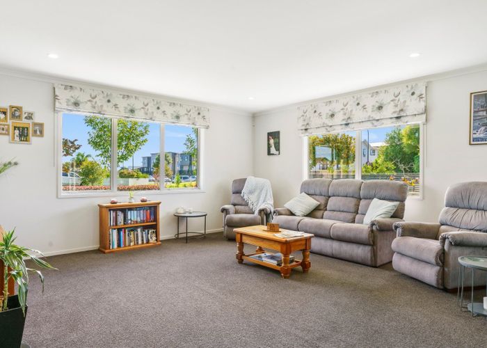  at 12 Vos Close, Papamoa Beach, Papamoa