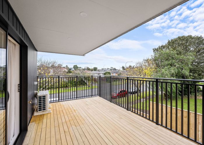  at 16D Gossamer Dr, Pakuranga Heights, Manukau City, Auckland