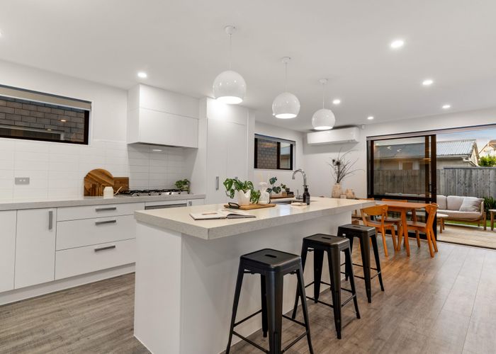  at 4 Crieff Place, Te Atatu Peninsula, Auckland