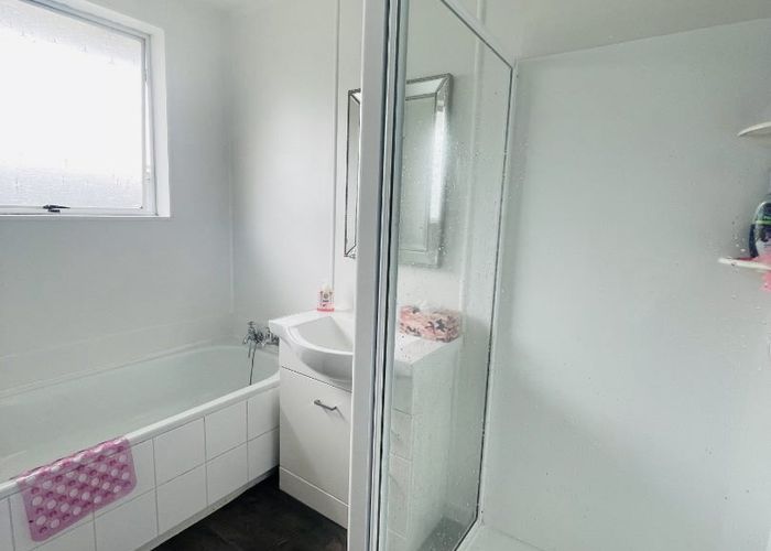  at 2/92 Sturrocks Road, Casebrook, Christchurch