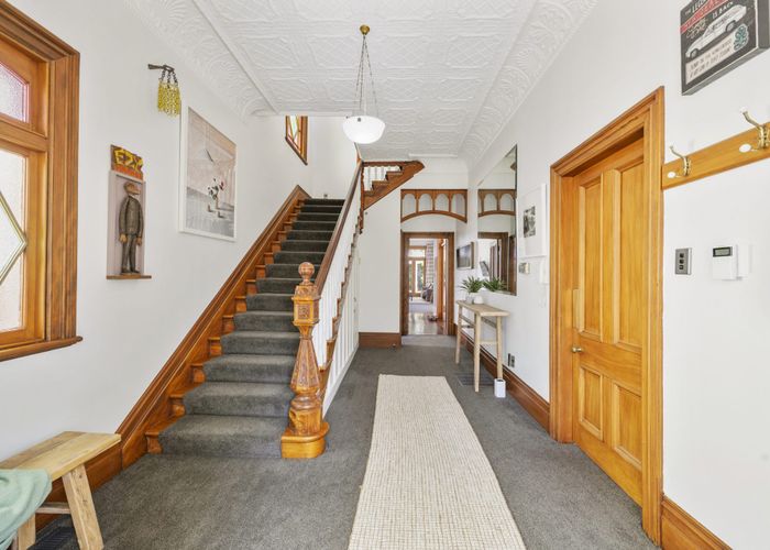 at 19 Brougham Street, Mount Victoria, Wellington