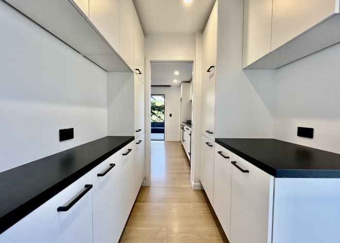  at 4b Alvaston Drive, Halswell, Christchurch City, Canterbury