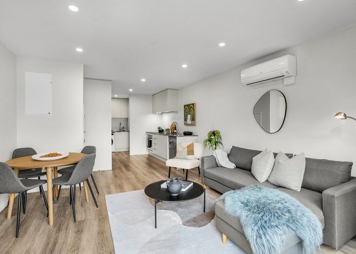  at 7/25 Bush Street, Naenae, Lower Hutt, Wellington