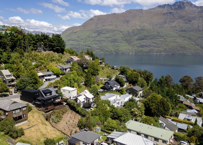  at 6 MacKinnon Terrace, Sunshine Bay, Queenstown-Lakes, Otago