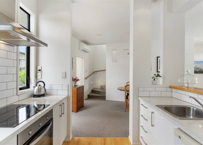  at 41/2 Armoy Drive, East Tamaki, Auckland