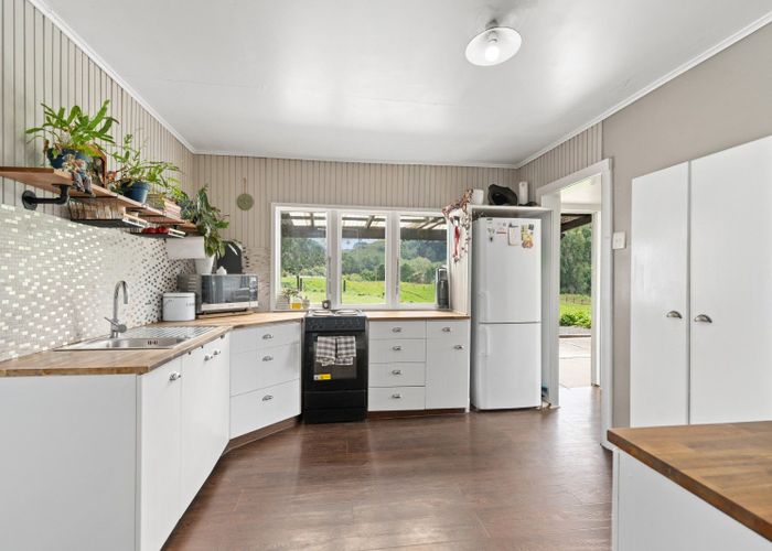  at 808 Pahiatua Pongaroa Road, Pahiatua, Tararua, Manawatu / Whanganui