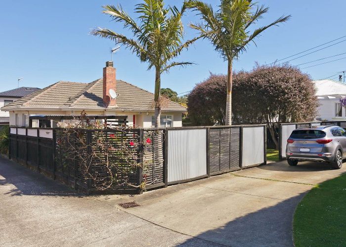  at 27 Wallath Road, Onehunga, Auckland City, Auckland