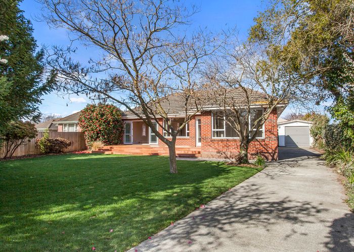  at 272 Grahams Road, Bishopdale, Christchurch