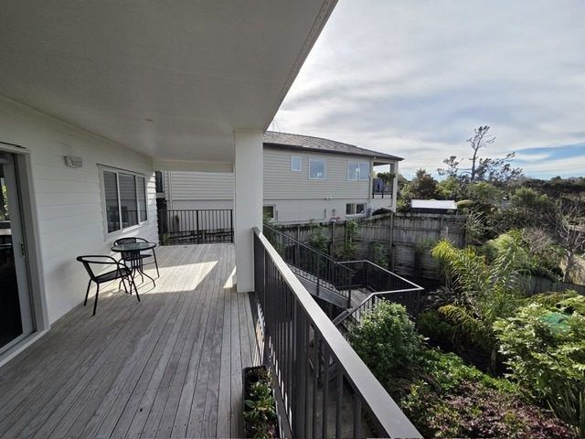  at Stanmore Bay, Rodney, Auckland