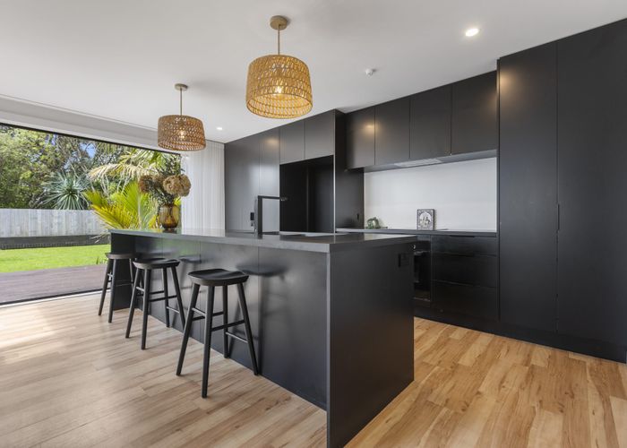  at 145 Seaview Road, Westown, New Plymouth, Taranaki