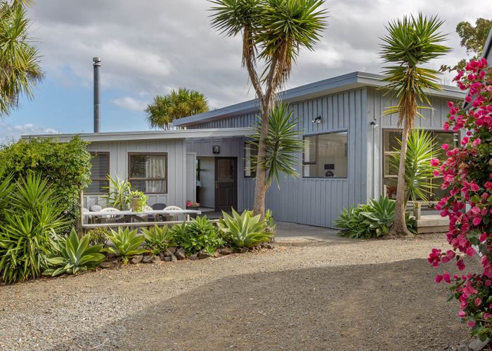  at 393 Taylor Road, Waimauku