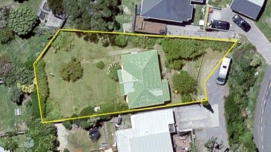 at 9 Nevay Road, Karaka Bays, Wellington