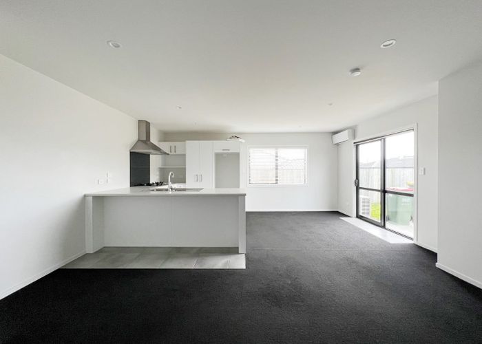  at 2/30 Borman Road, Huntington, Hamilton