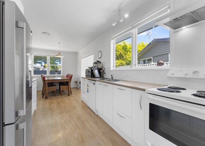  at 19 Rhodes Drive, Kelvin Grove, Palmerston North