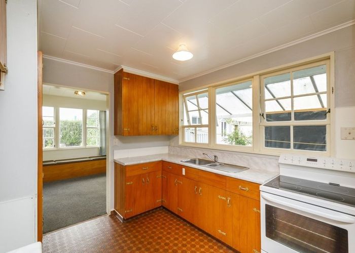  at 91 Bridge Street, Bulls