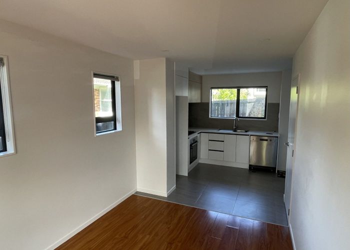  at 23 Red Arches Road, Henderson, Waitakere City, Auckland