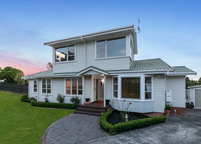  at 327 Hillsborough Road, Hillsborough, Auckland