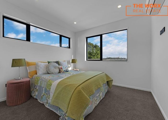  at 2/92 Rangitoto Road, Papatoetoe, Manukau City, Auckland