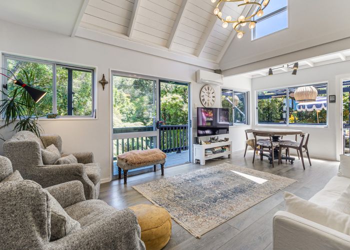 at 27 Beatty Parade, Surfdale, Waiheke Island