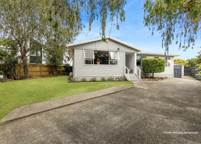  at 11 Goodwin Drive, Rosehill, Papakura, Auckland