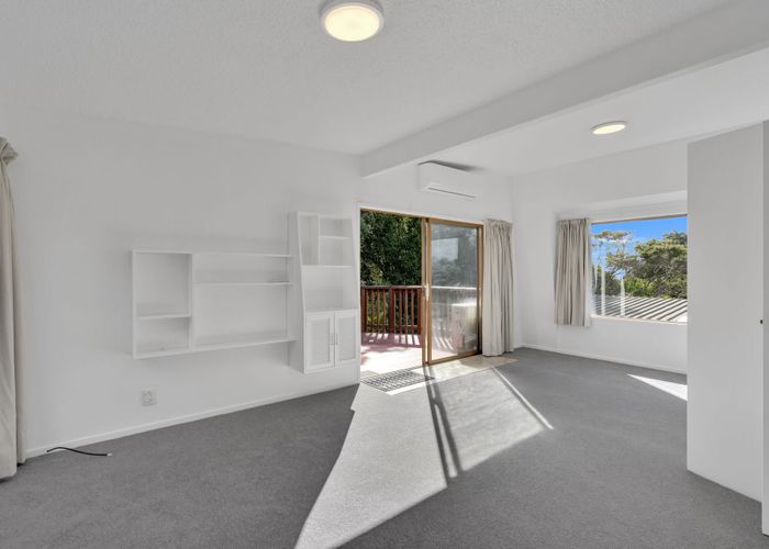  at 10b Greendale Spur, Glenfield, North Shore City, Auckland