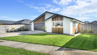  at 6 Monarch Drive, Ashhurst, Ashhurst