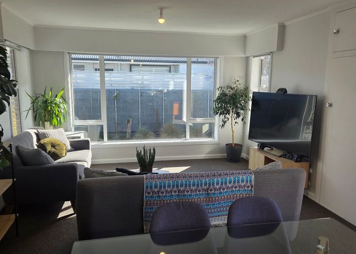  at 33 Toorak Avenue, Avonhead, Christchurch City, Canterbury