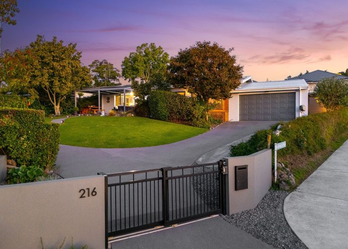  at 216 Welcome Bay Road, Welcome Bay, Tauranga, Bay Of Plenty