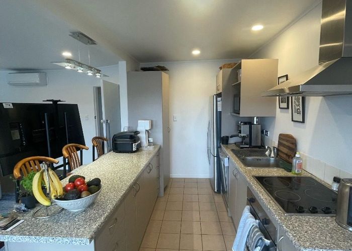  at 2/12 Inga Road, Milford, North Shore City, Auckland
