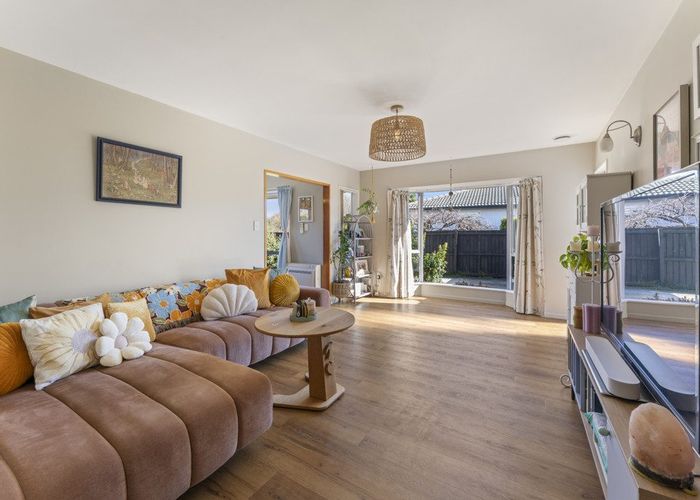  at 2/99 Bayswater Crescent, Bromley, Christchurch City, Canterbury