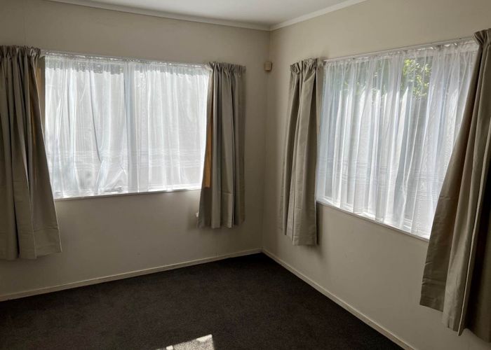  at 62 Kohekohe Street, New Lynn, Waitakere City, Auckland