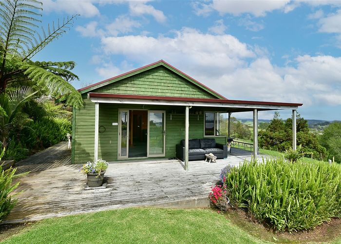  at 570 Mahurangi East Road, Algies Bay
