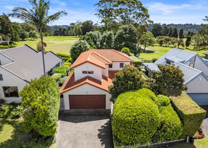  at 22 Fearnley Grove, Albany, Auckland