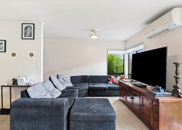  at 32A Forest Hill Road, Henderson, Auckland