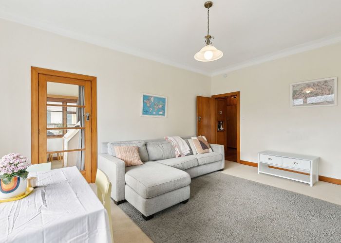  at 5 Friend Street, Karori, Wellington, Wellington