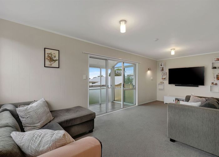  at 71 Sea Vista Drive, Pukerua Bay, Porirua