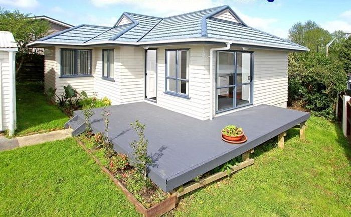  at 19A Sabot Place, Massey, Waitakere City, Auckland