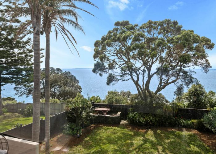  at 37 Churchill Road, Murrays Bay, Auckland