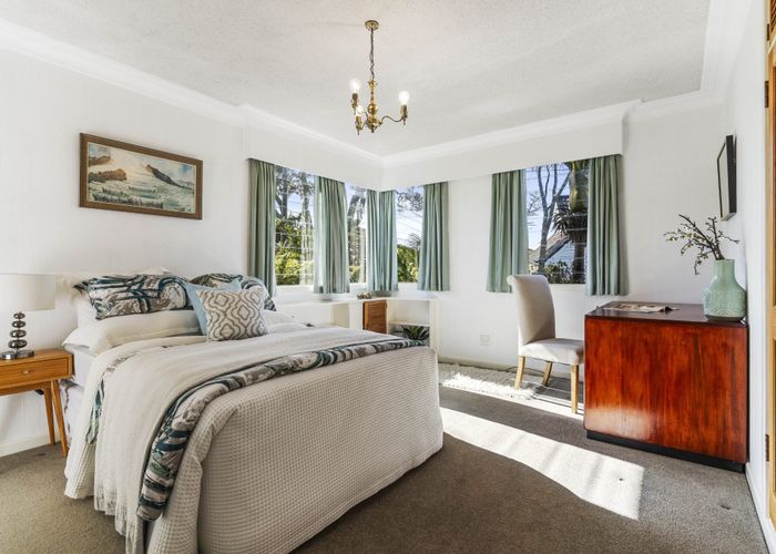  at 39 Montgomery Avenue, Rothesay Bay, Auckland