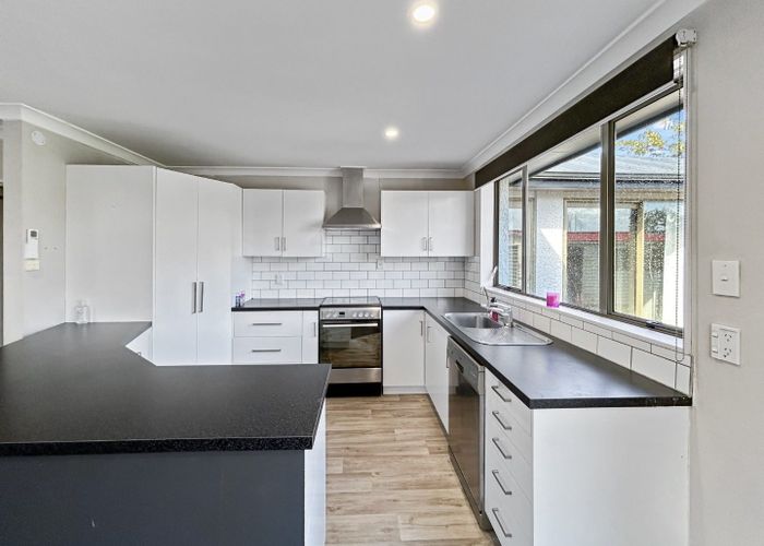  at 200 Racecourse Road, Glengarry, Invercargill