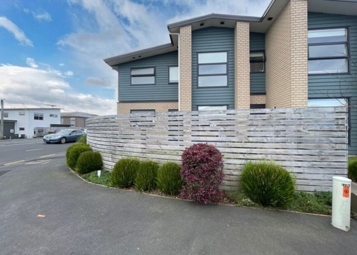  at 1/96 Knighton Road, Hillcrest, Hamilton, Waikato