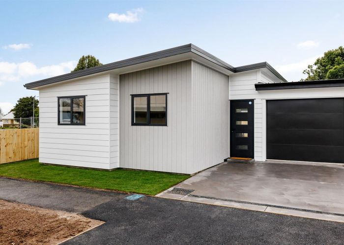  at 1 Williams Place, Fairfield, Hamilton
