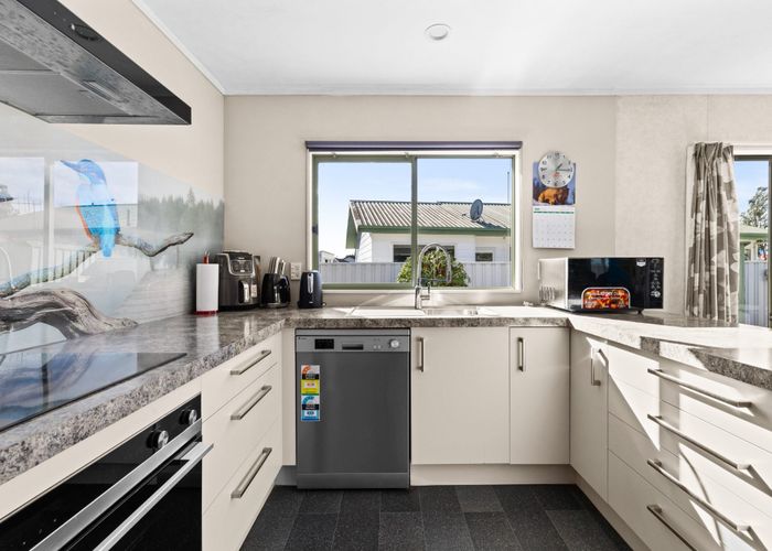  at 2/15 Burness Road, Greenmeadows, Napier, Hawke's Bay